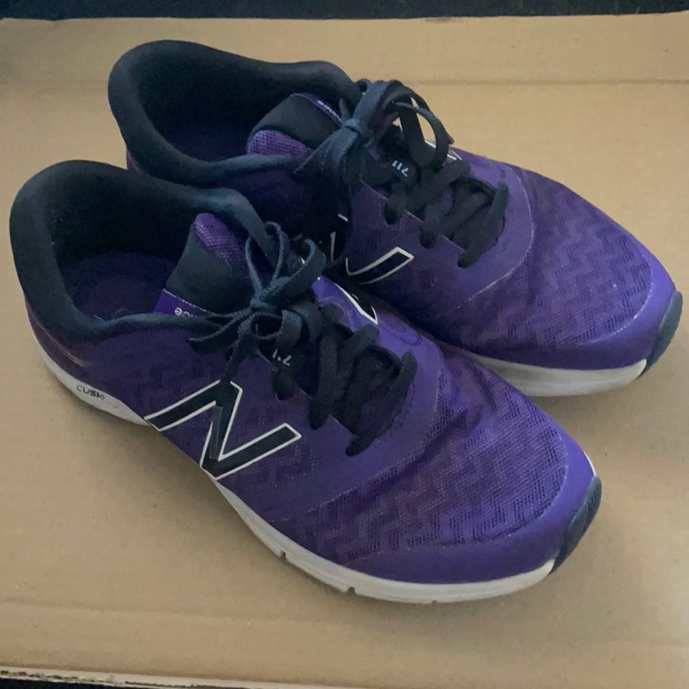 New Balance 711 Cush+ Purple Lace-Up Sneakers (SIT-04)